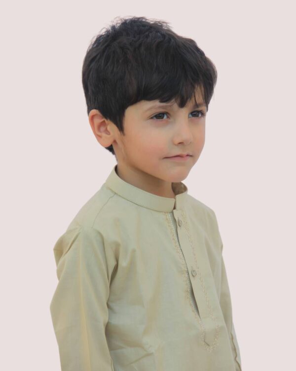 Khaiss. introduced best quality cloths unique color cotton embroided kurta for kids children picture online shopping in islamabad rawalpindi peshawar nowshera lahore karachi pakistan