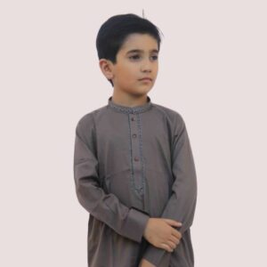 Khaiss. deals with best quality and beautiful design product grey cotton embroided kurta for kids children picture online shopping in islamabad rawalpindi peshawar nowshera lahore karachi pakistan